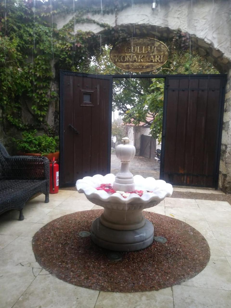 Gullu Konaklari Selçuk Extérieur photo